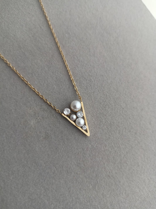 Pearl Stone Necklace