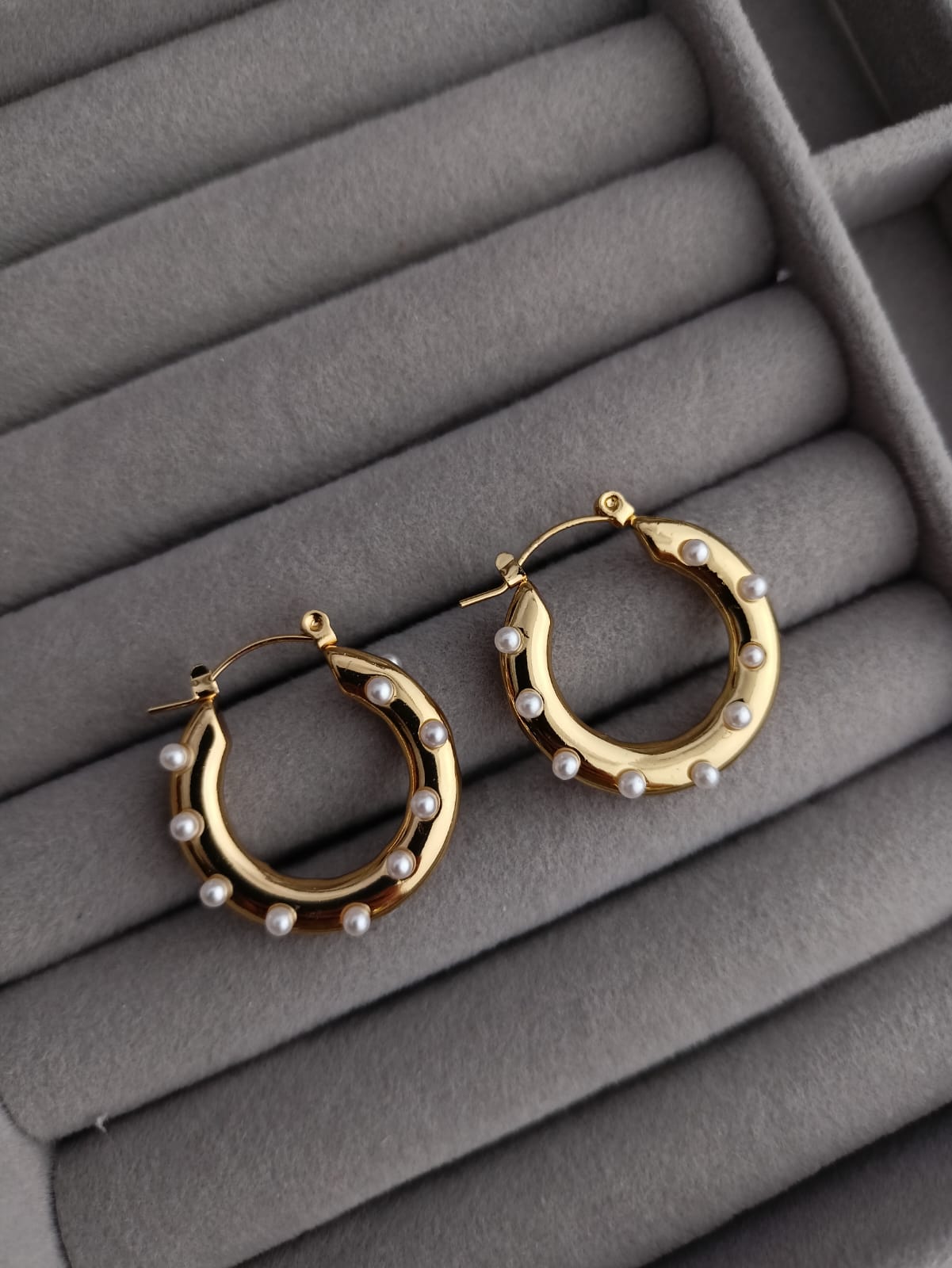 Pearly Hoops