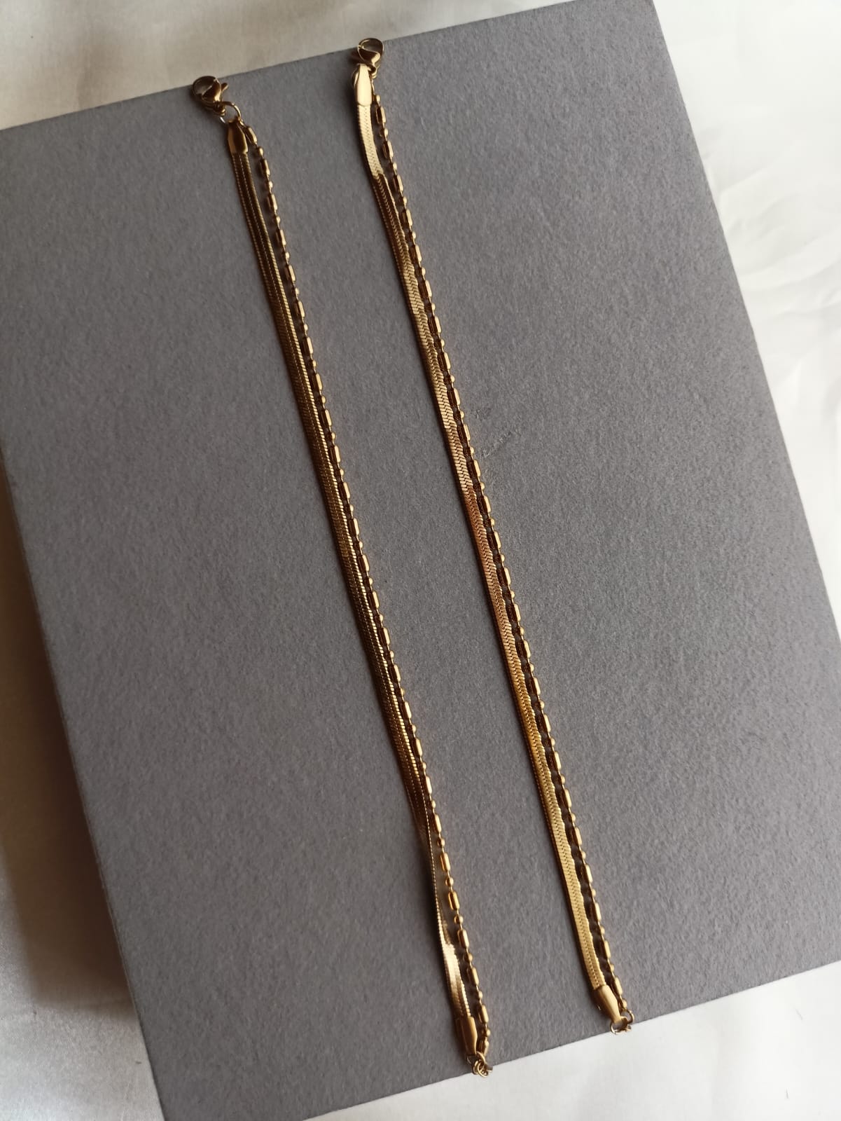 Double Layer Dotted Baeds Anklets