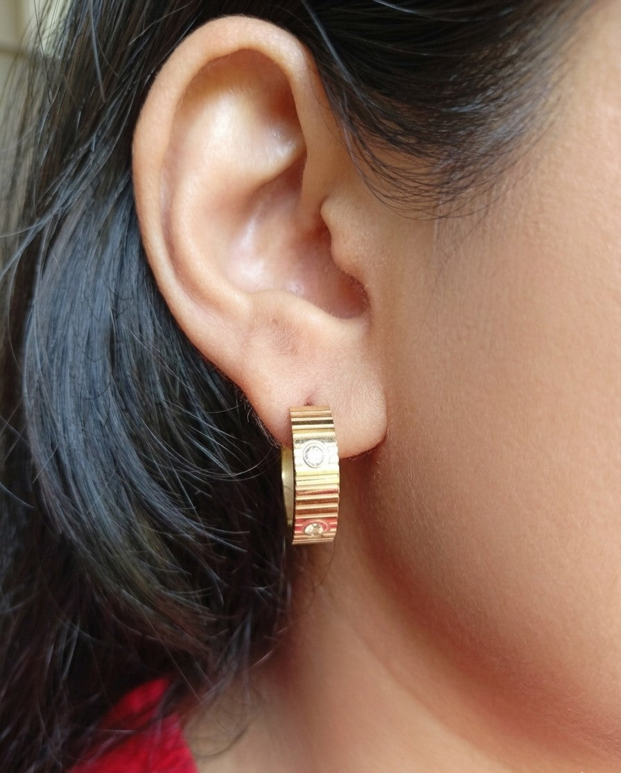 Noor Hoop Earrings
