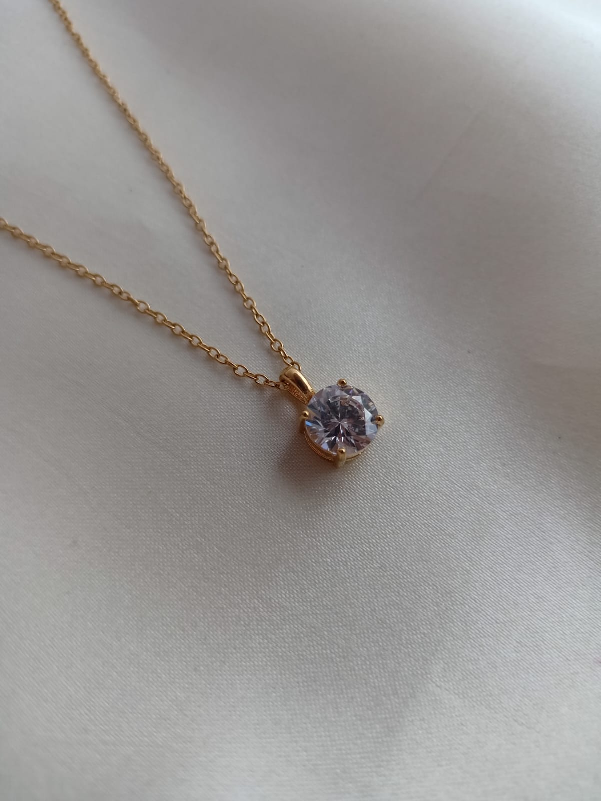 Iris Solitaire Necklace