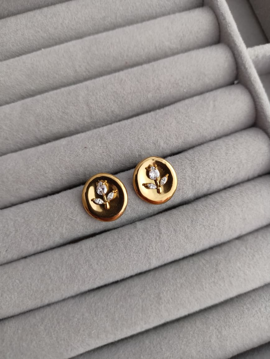 Tulip Engraved Earrings