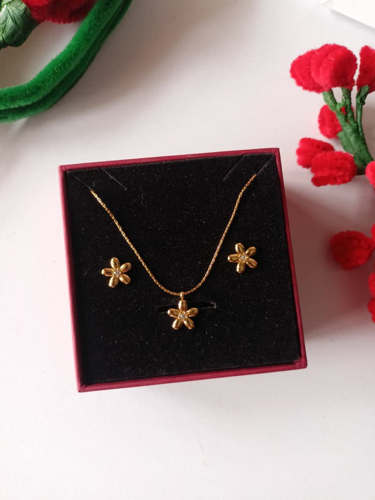 Daisy Necklace Set