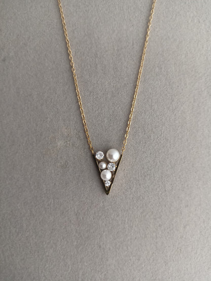 Pearl Stone Necklace