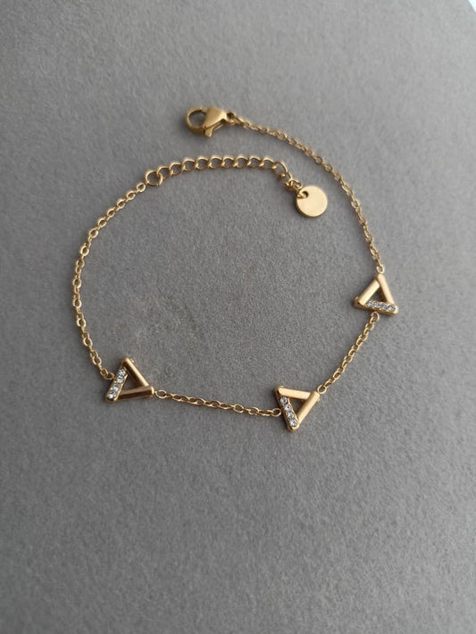 Tria Stone Bracelet