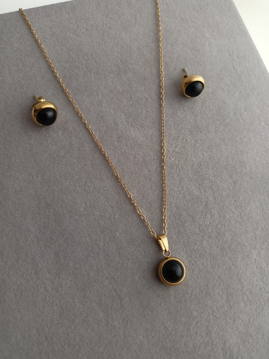 Black Necklace Set