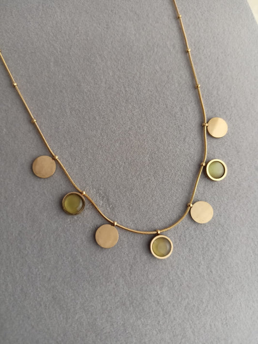 Round Petal Necklace
