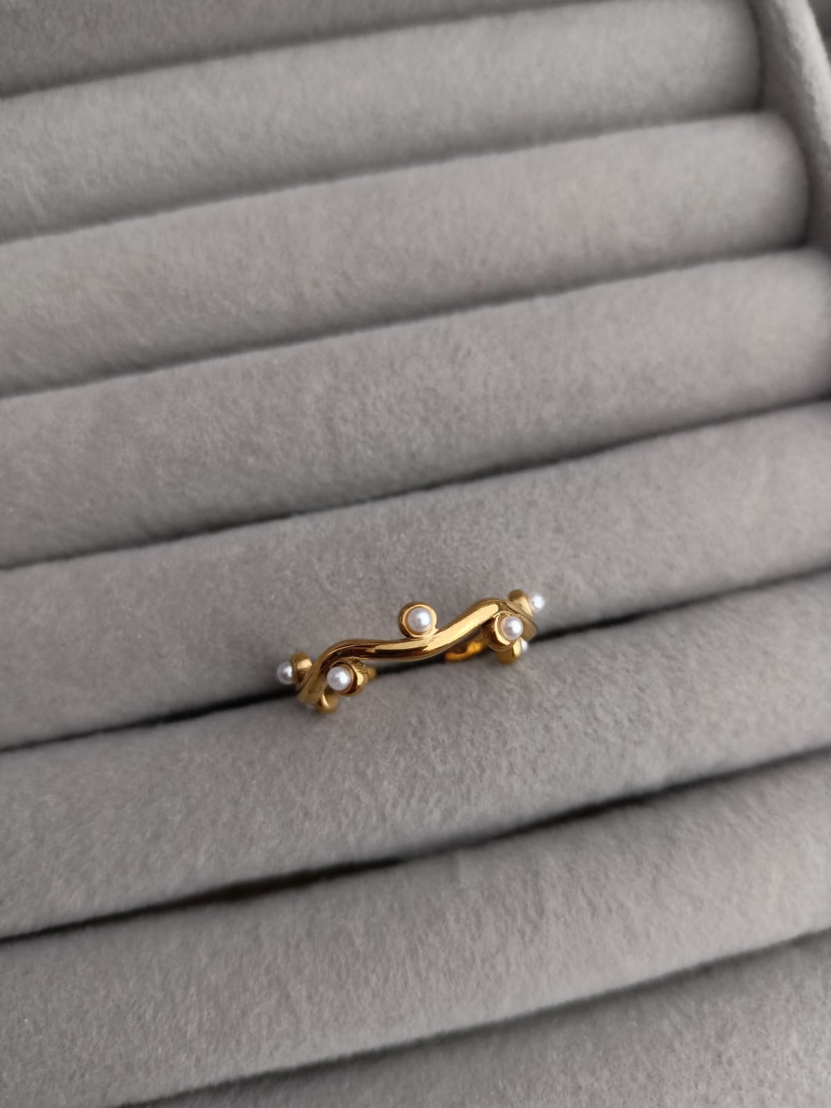 Zig Zag Pearl Ring