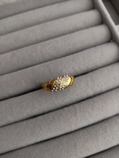 Bold Stone Ring
