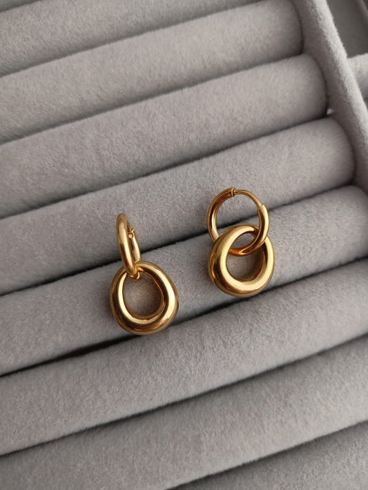 Twinny Earrings