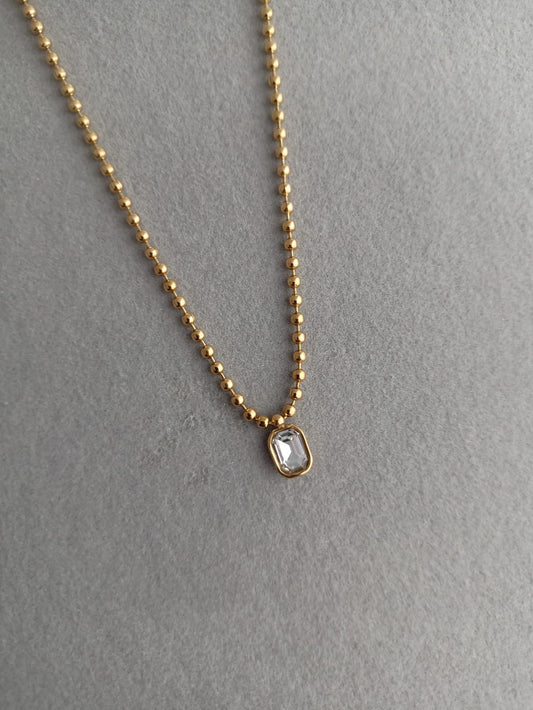 Elara Necklace