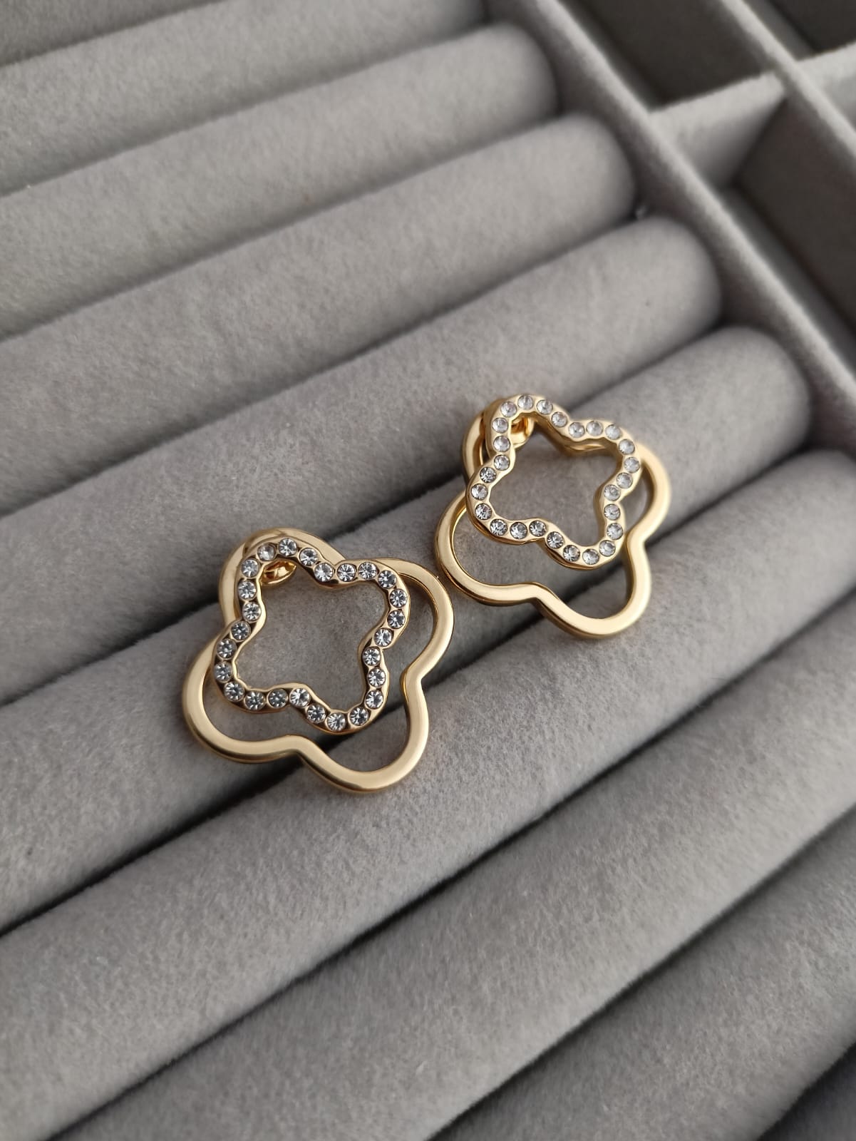 Mila Earrings