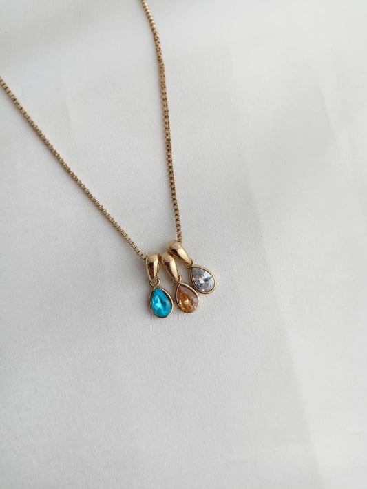 Elara Teardrop Necklace