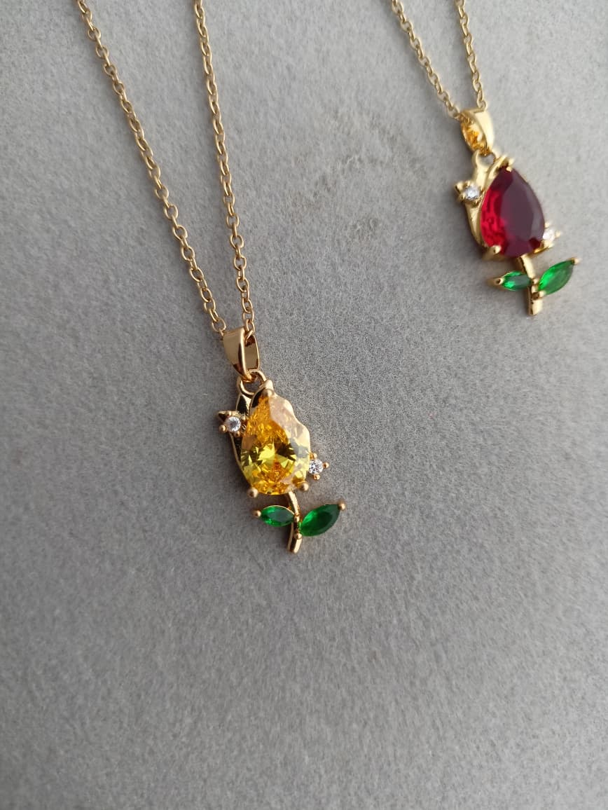Golden Bloom Necklace(yellow)