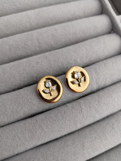 Tulip Engraved Earrings