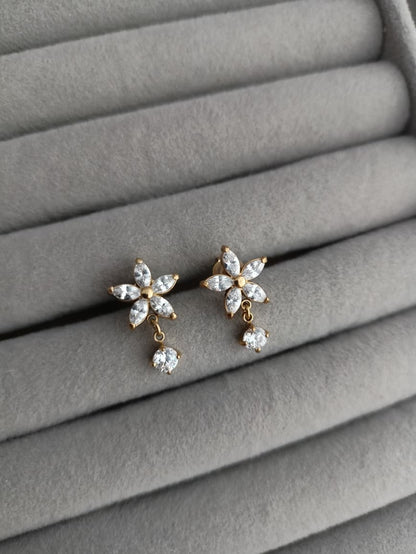 Chole Earrings