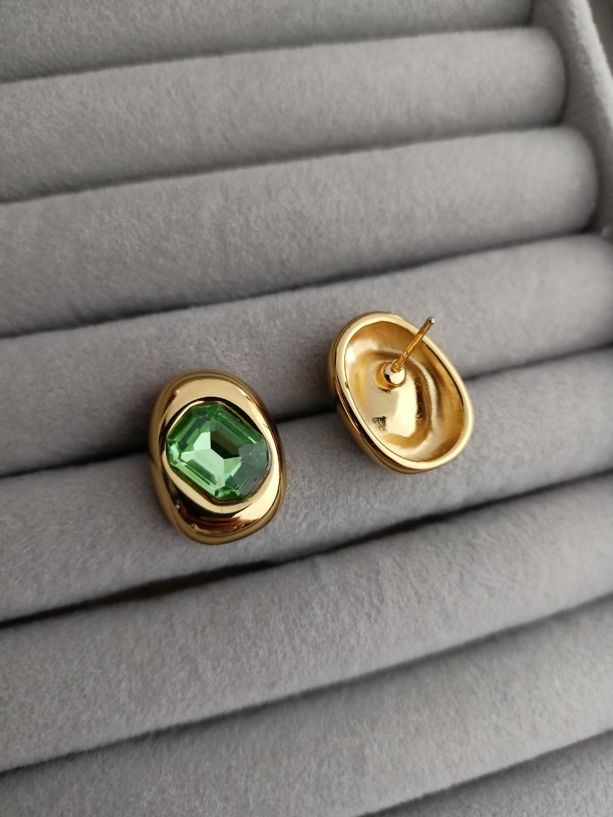 Venus earrings