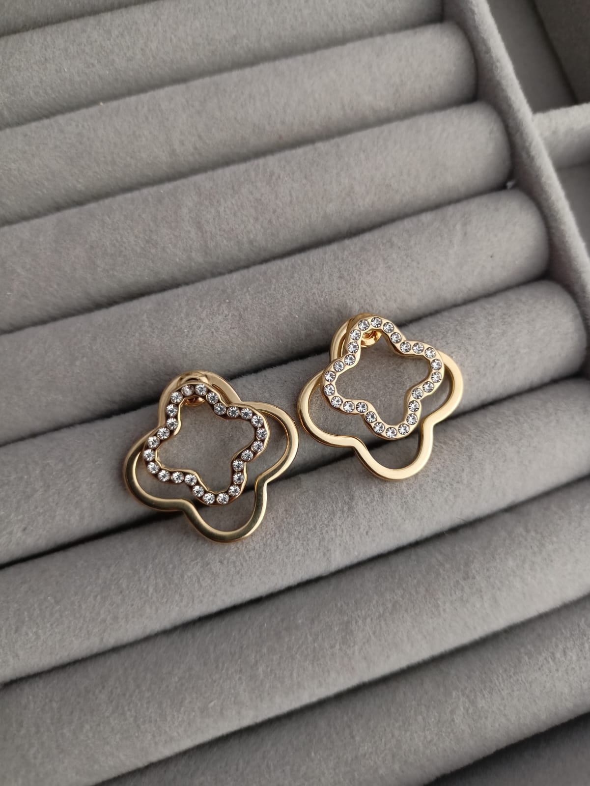Mila Earrings