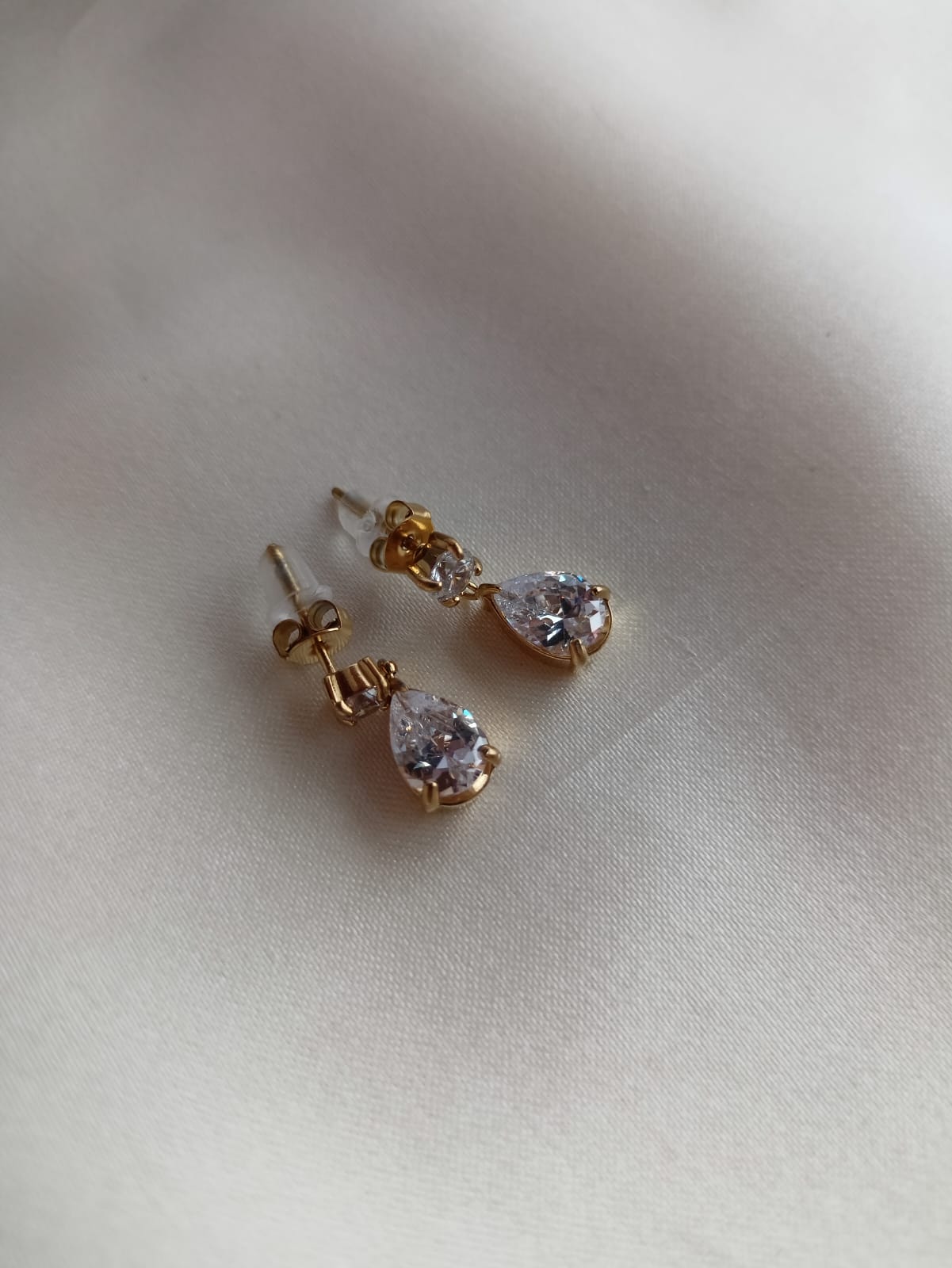 Lumia Drop Earrings