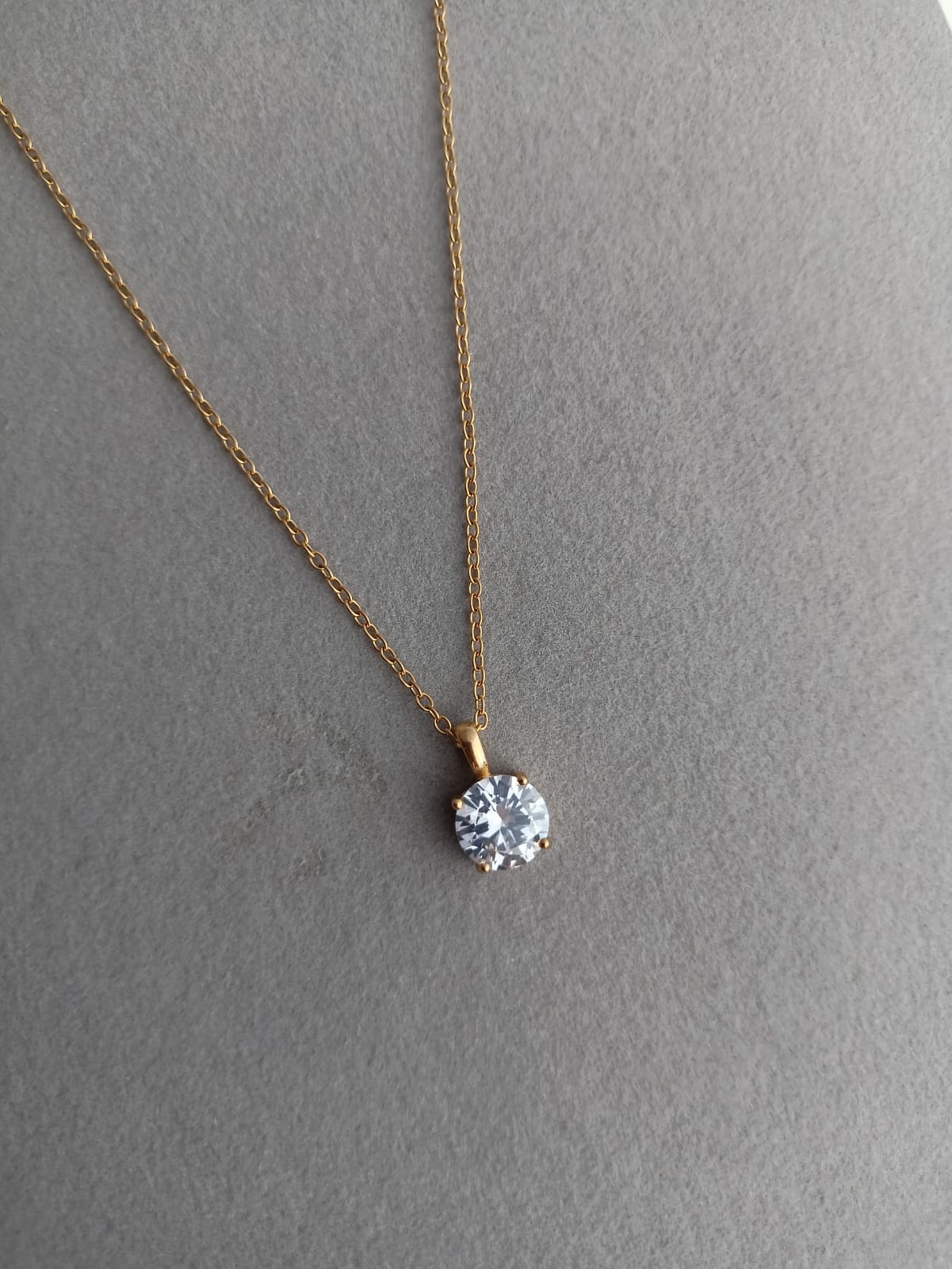 Iris Solitaire Necklace