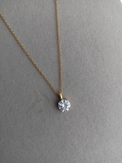Iris Solitaire Necklace