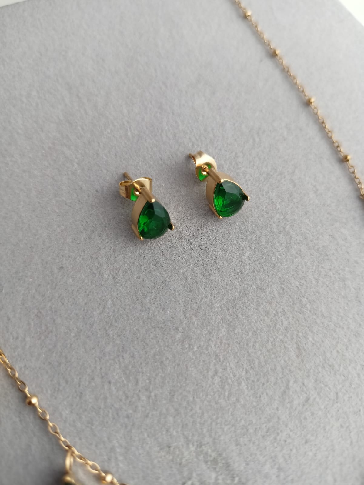 Nila Necklace Set