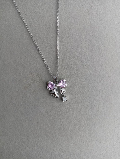 Bella Bow Necklace