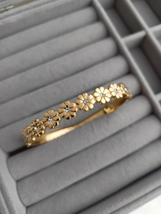 Floral Stone Kada