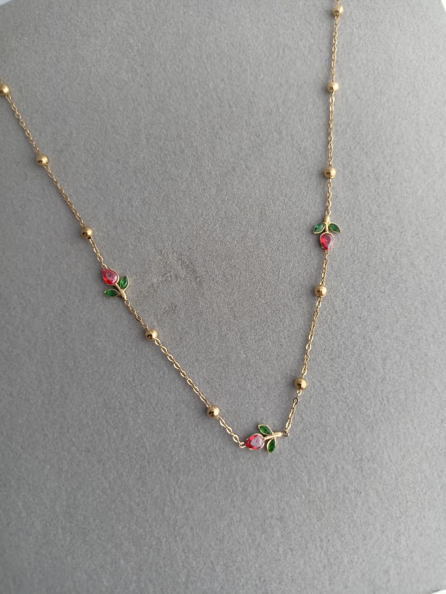 Red Tulip Trio Necklace