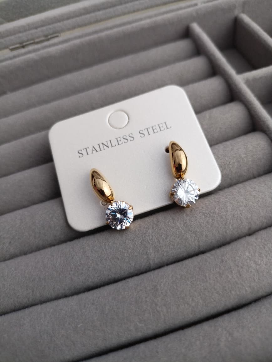 Clara Crystal Drop Earrings