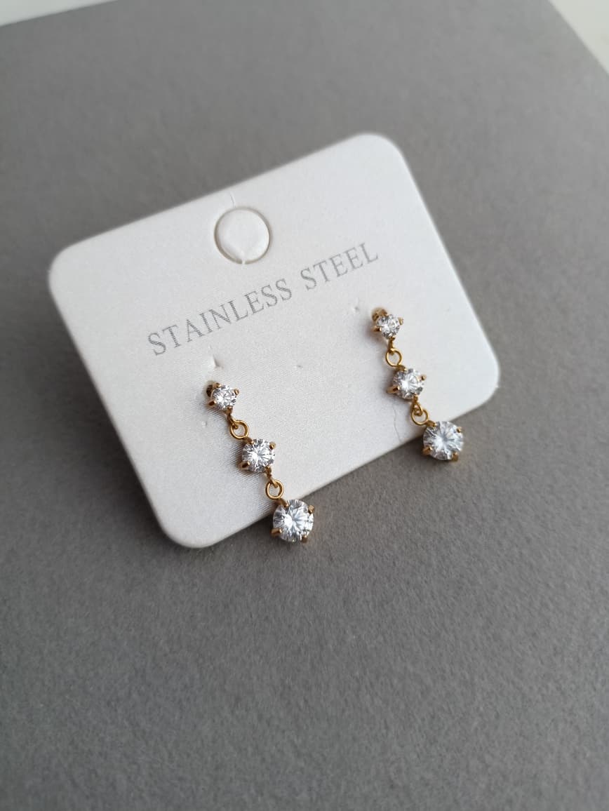 Dangle earrings