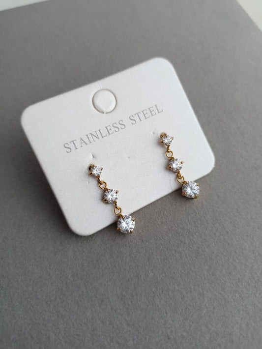 Dangle earrings
