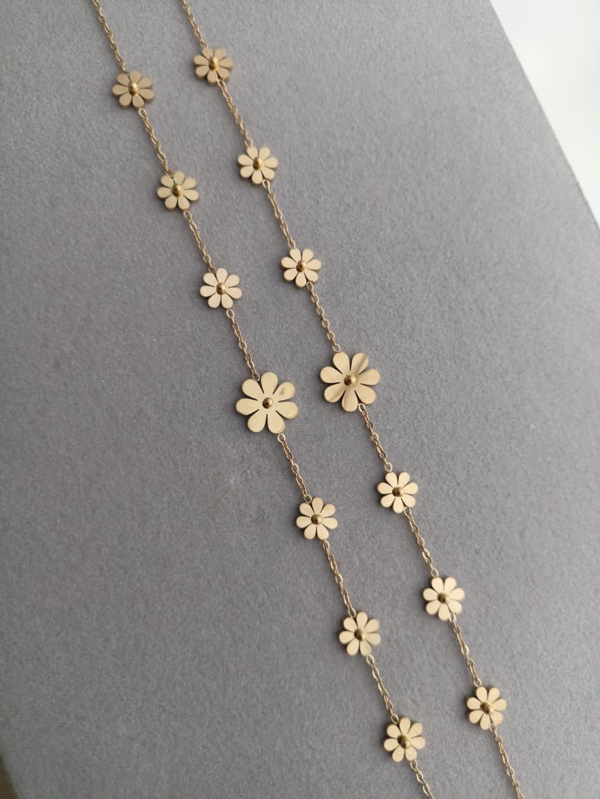 Daisy anklets