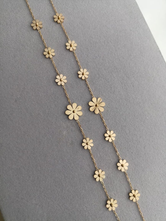 Daisy anklets